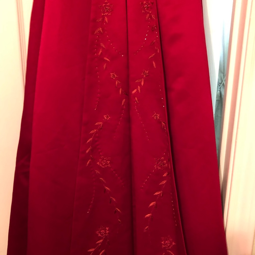 Red Pageant or Prom Dress - Picture 7 of 7
